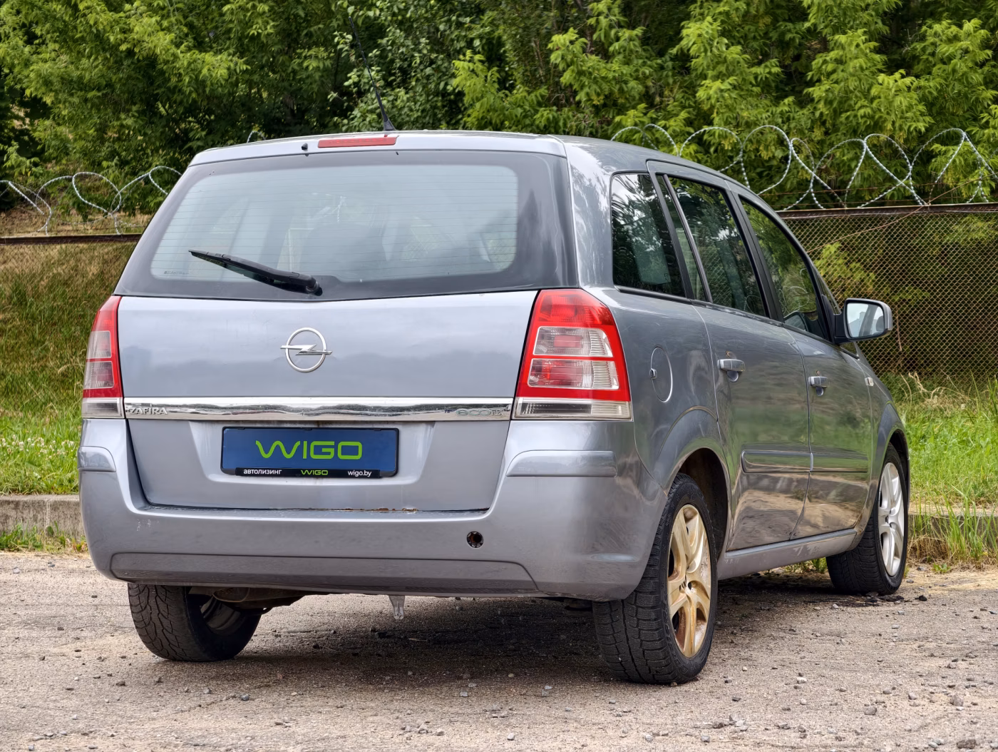 Opel Zafira фото 7