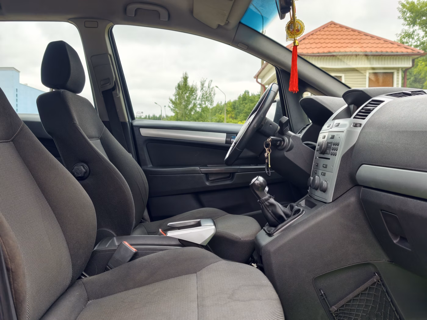 Opel Zafira фото 13