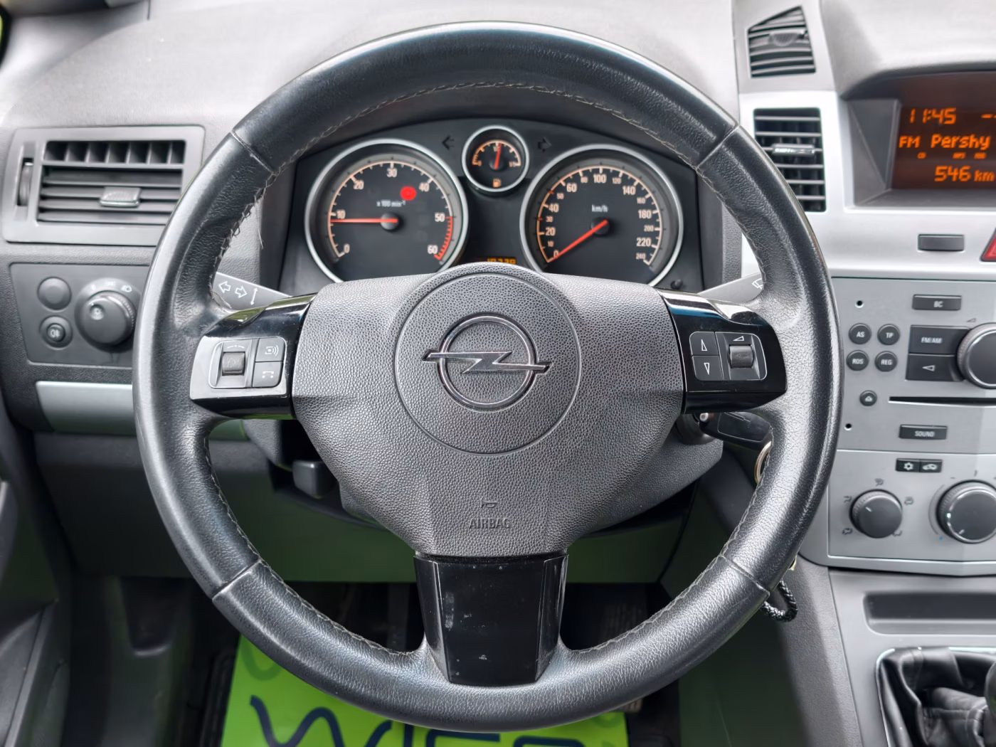 Opel Zafira фото 16
