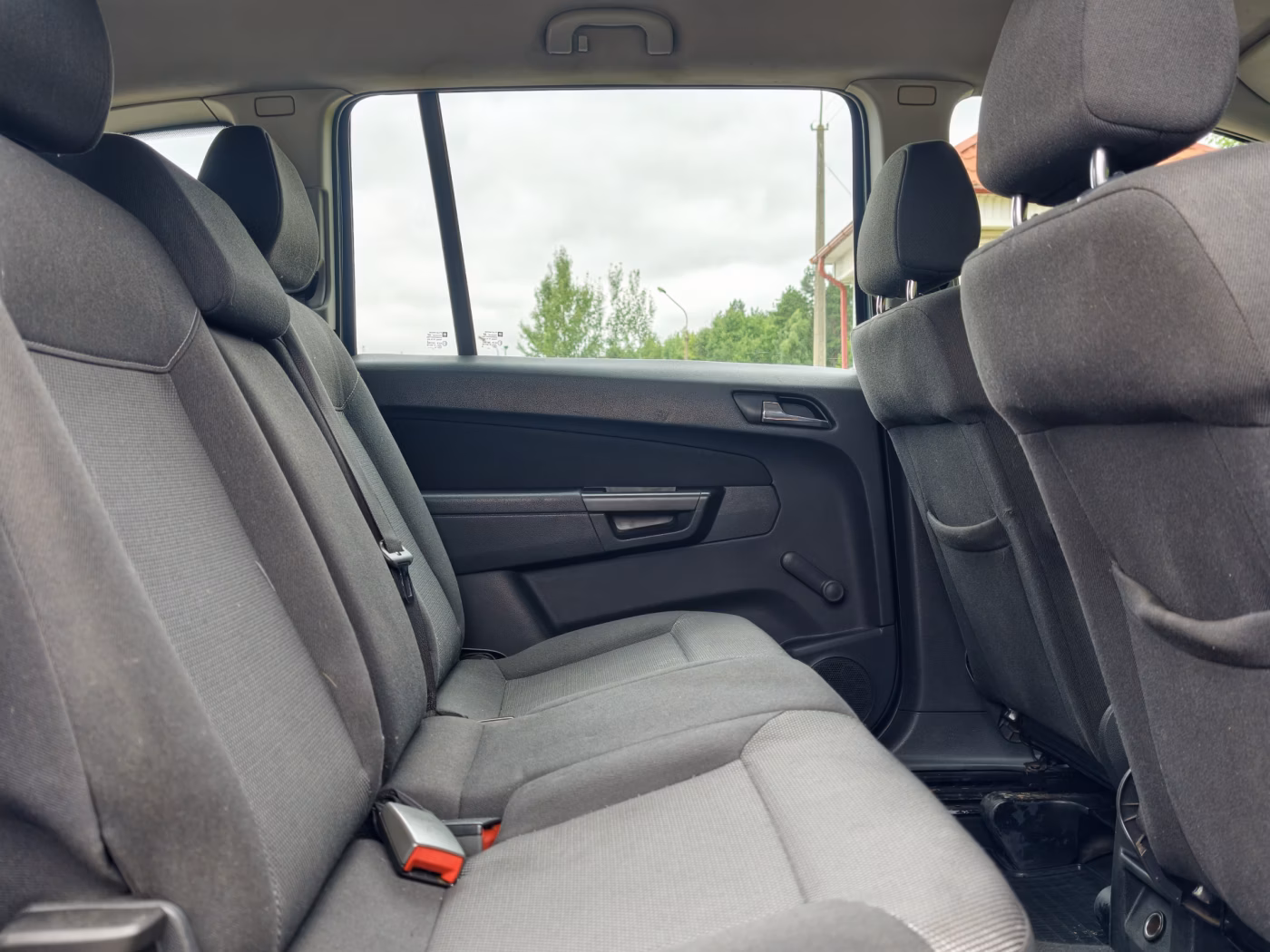 Opel Zafira фото 12