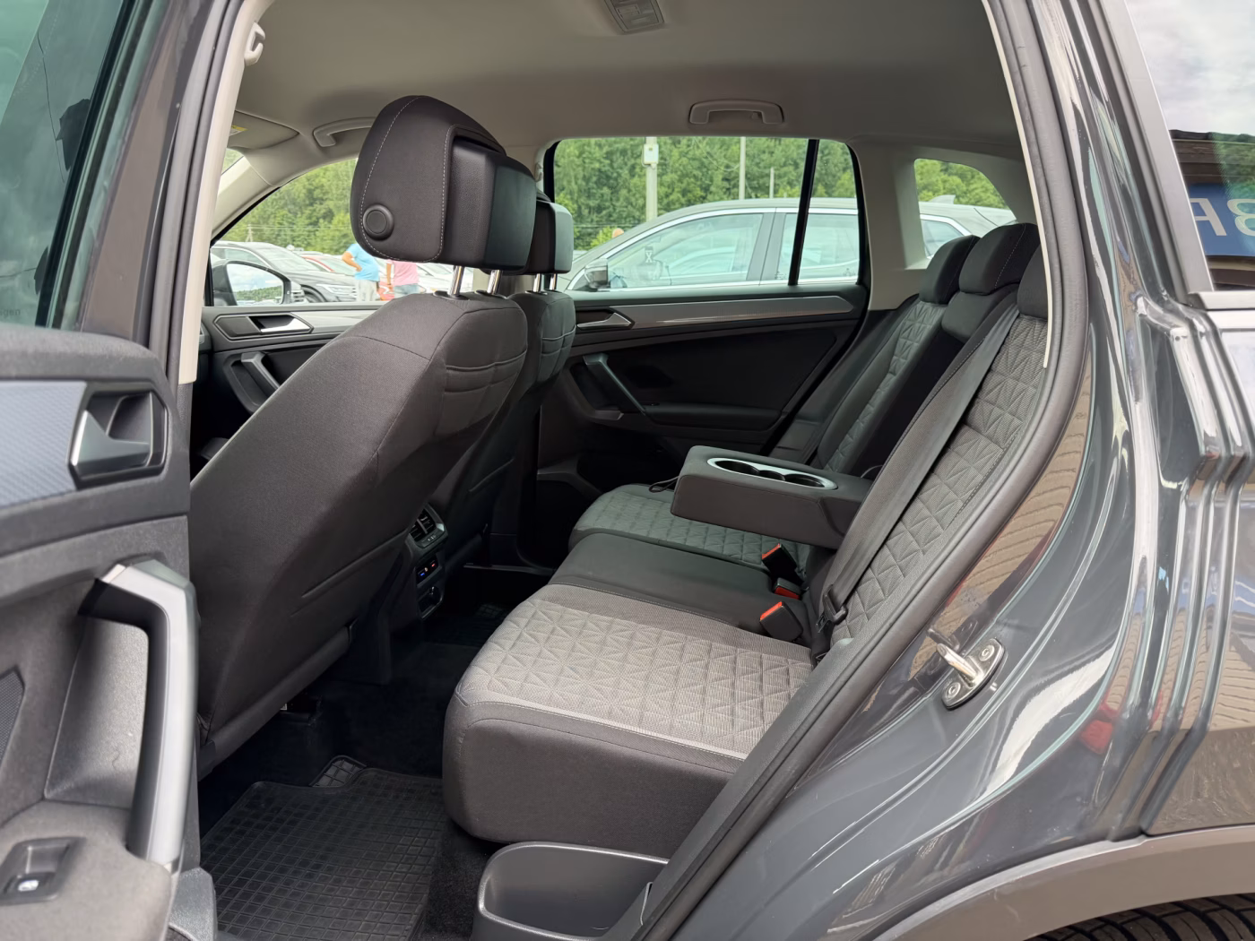 Volkswagen Tiguan фото 10