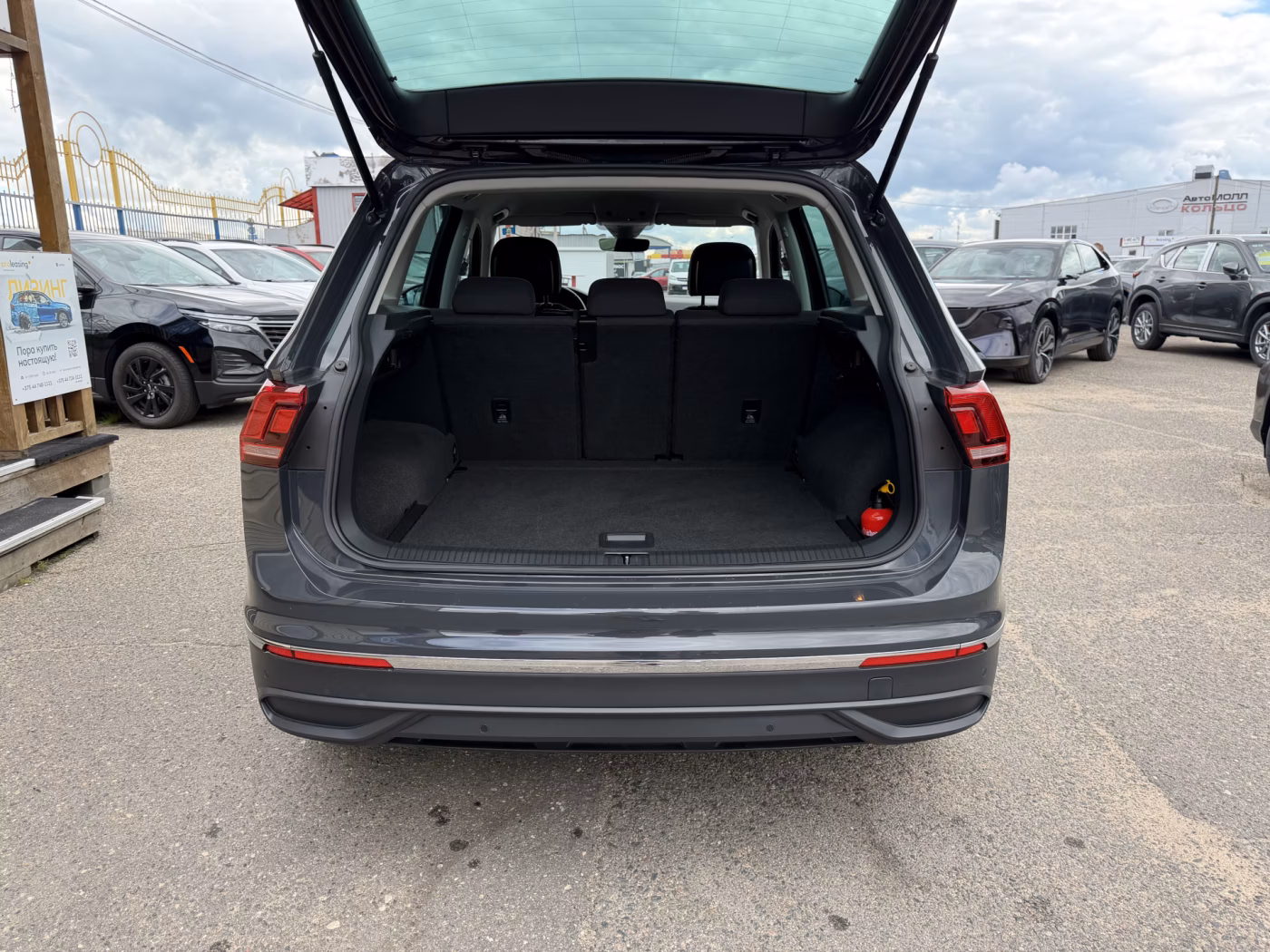 Volkswagen Tiguan фото 13