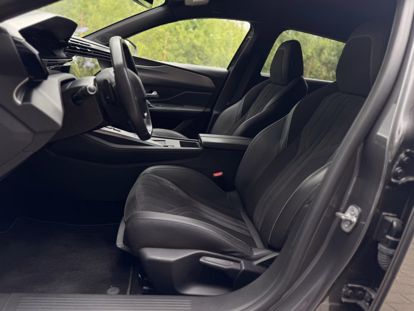 Peugeot 308 фото 16