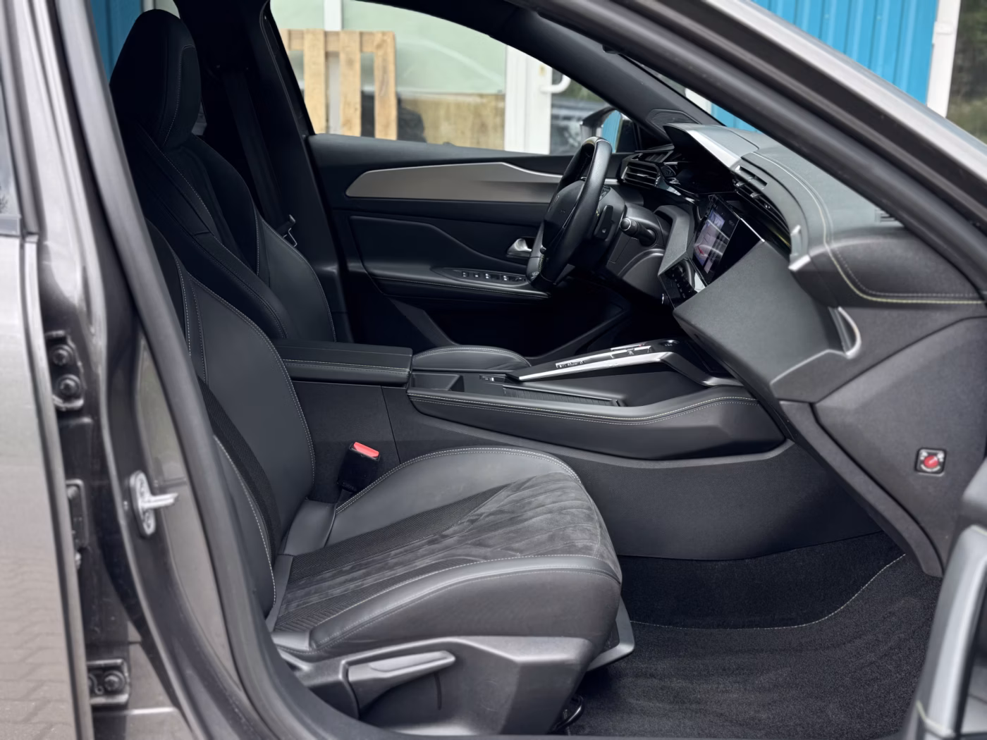 Peugeot 308 фото 24