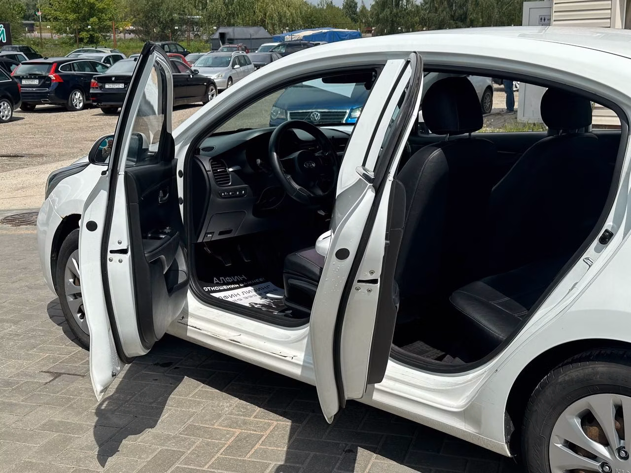Kia Rio фото 9