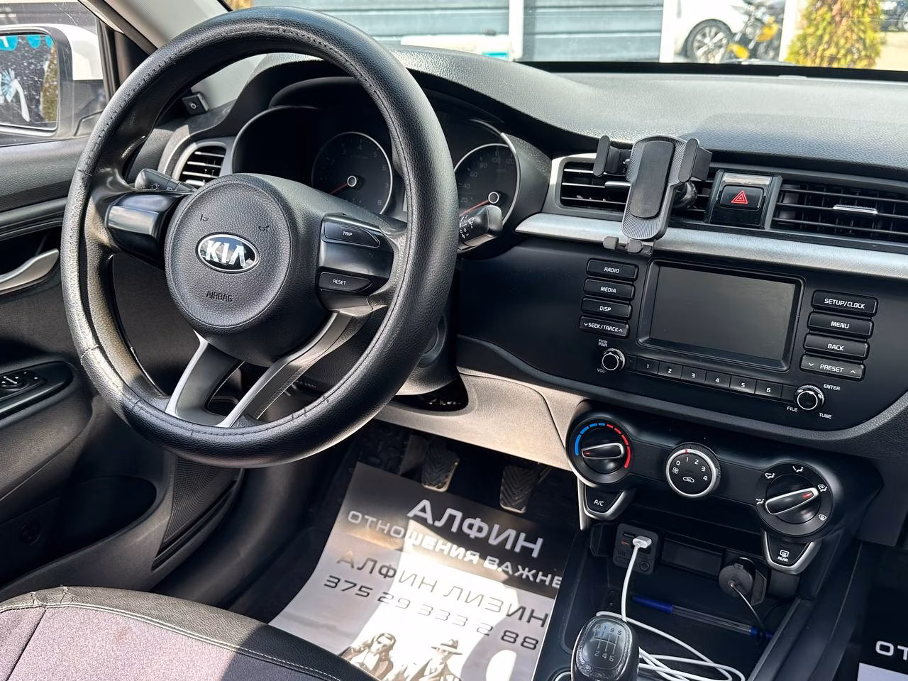 Kia Rio фото 22