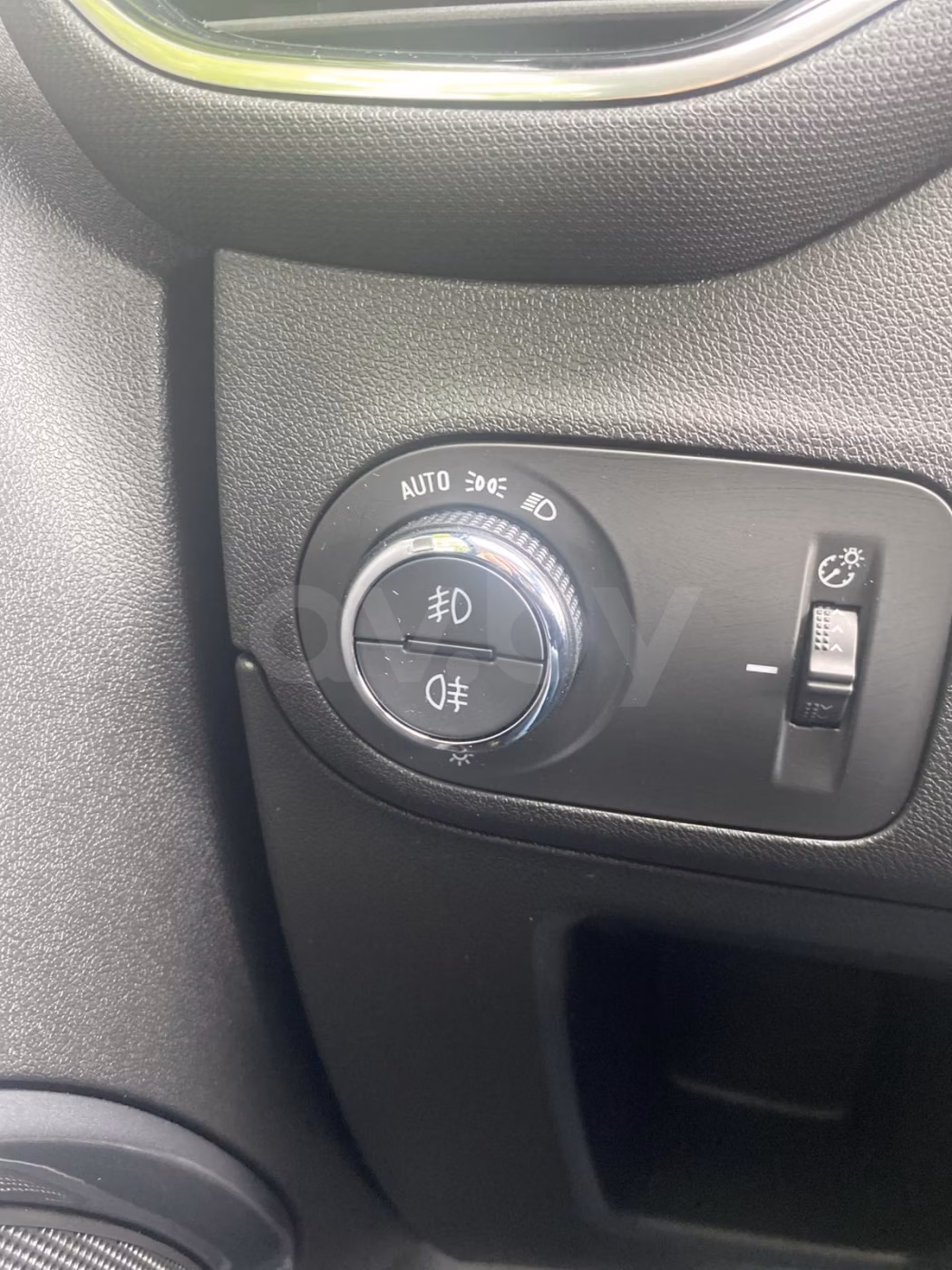 Opel Crossland X фото 22