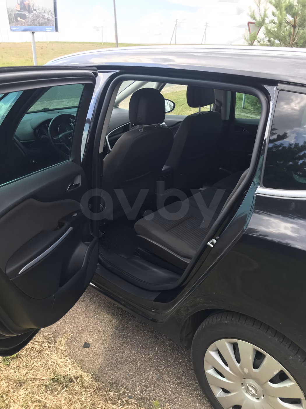 Opel Zafira фото 11