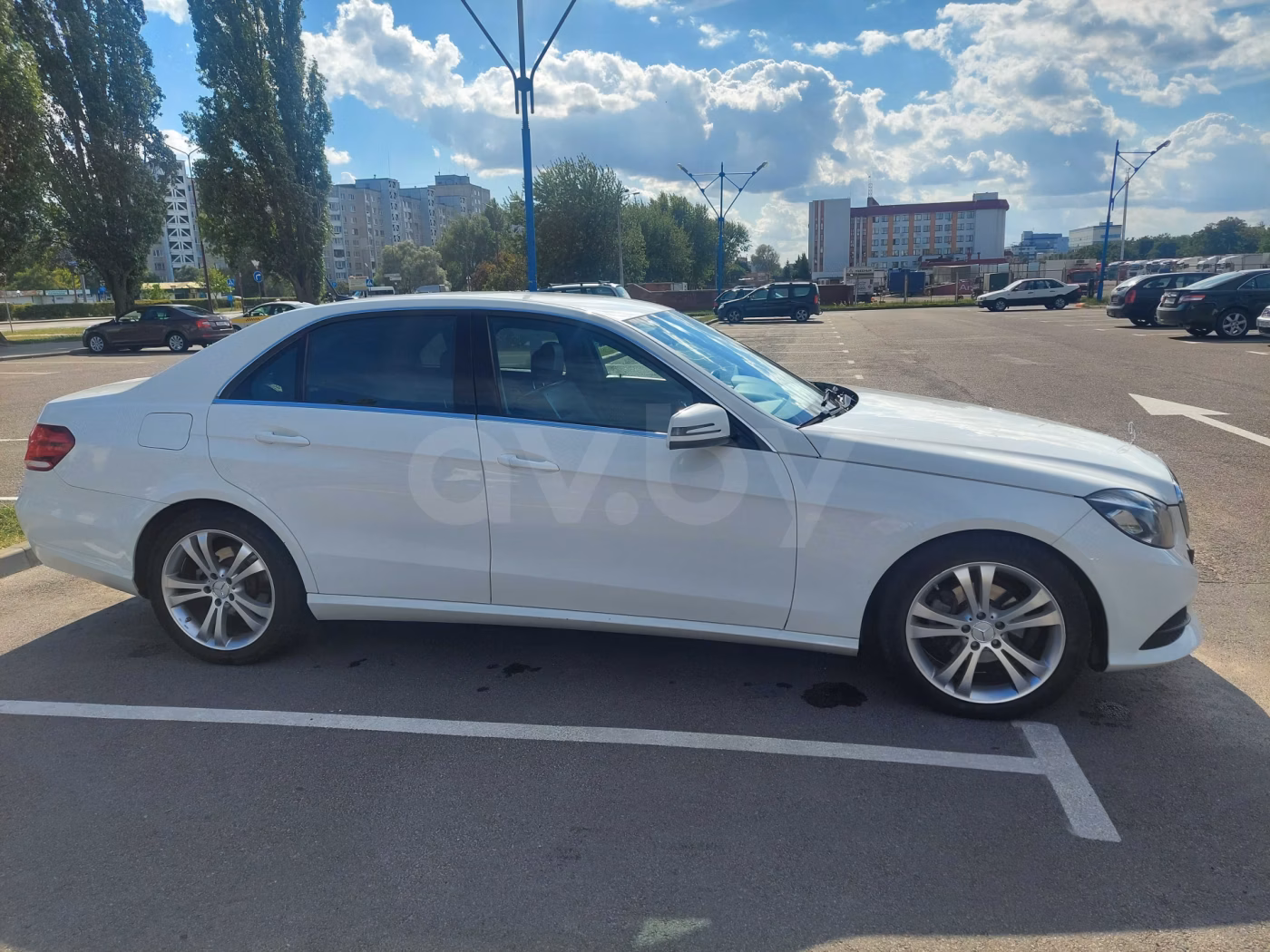 Mercedes-Benz E-Класс фото 4