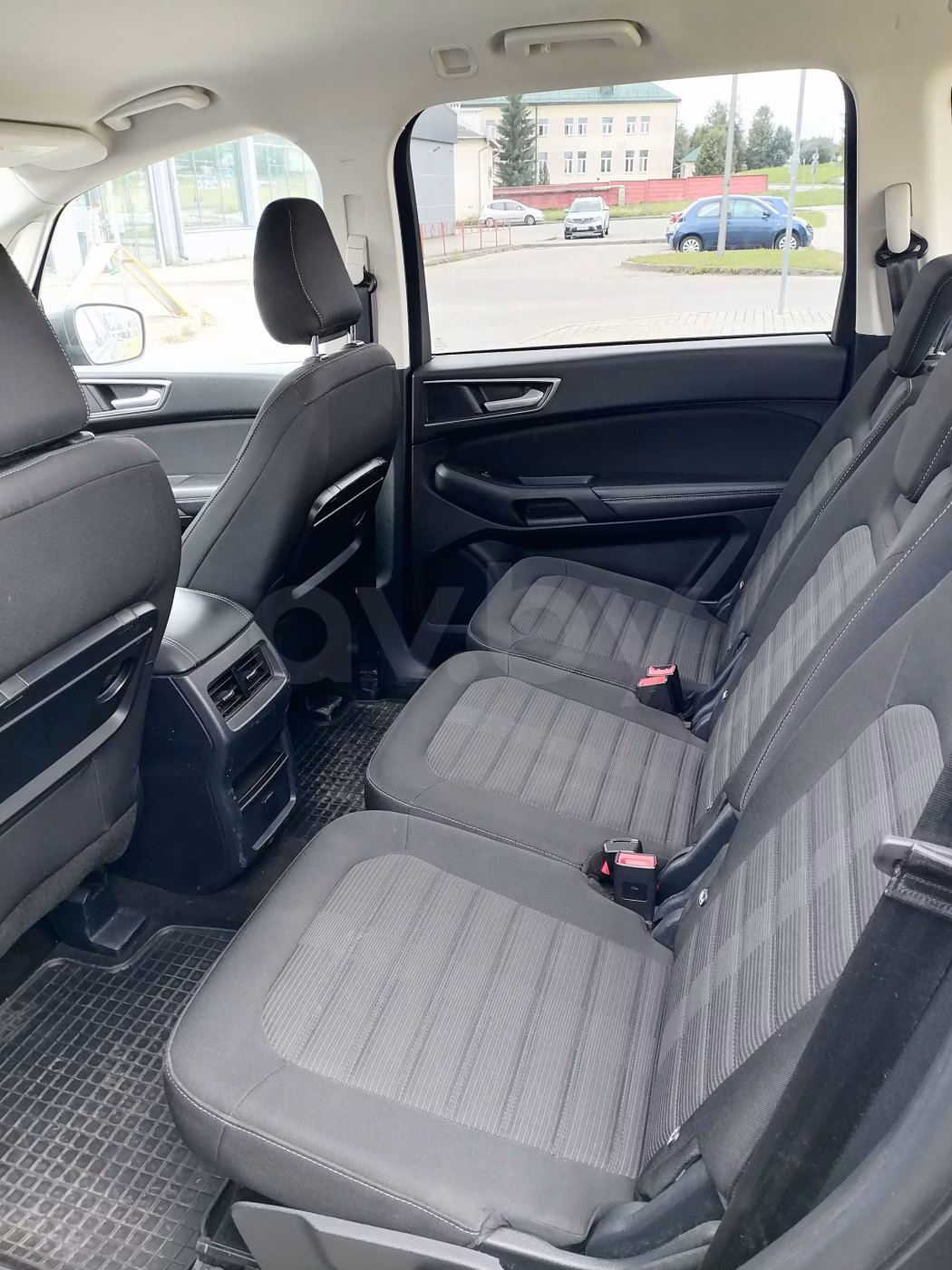 Ford Galaxy фото 13