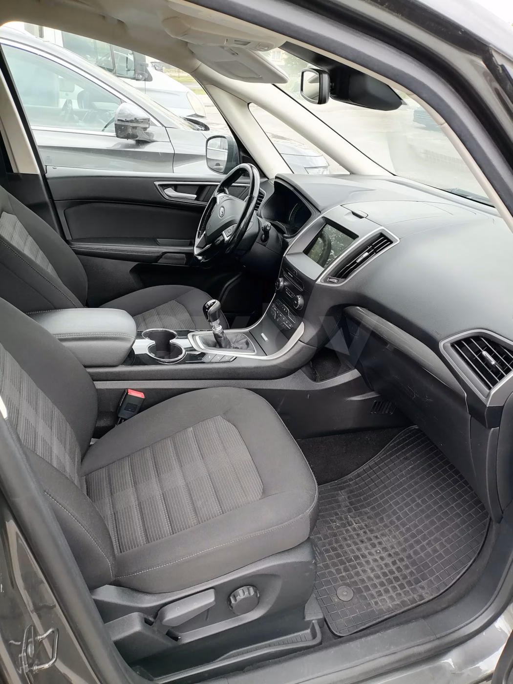 Ford Galaxy фото 12