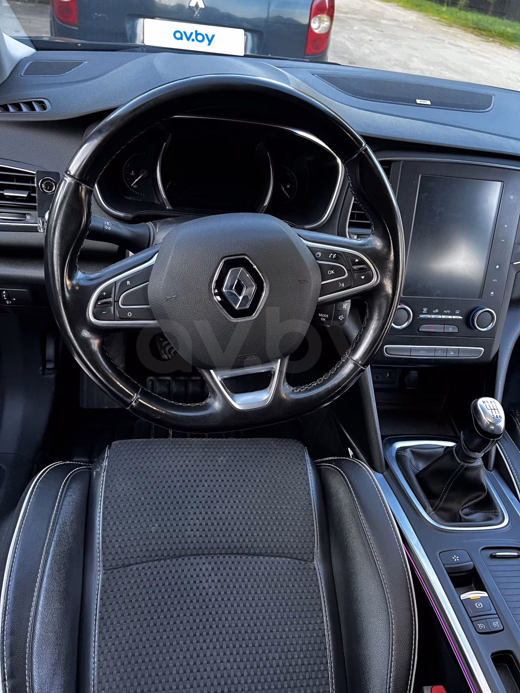 Renault Megane фото 5