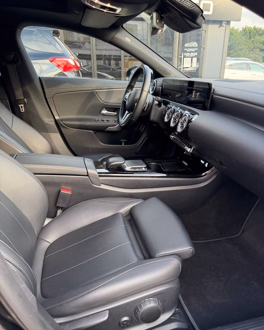 Mercedes-Benz CLA фото 14