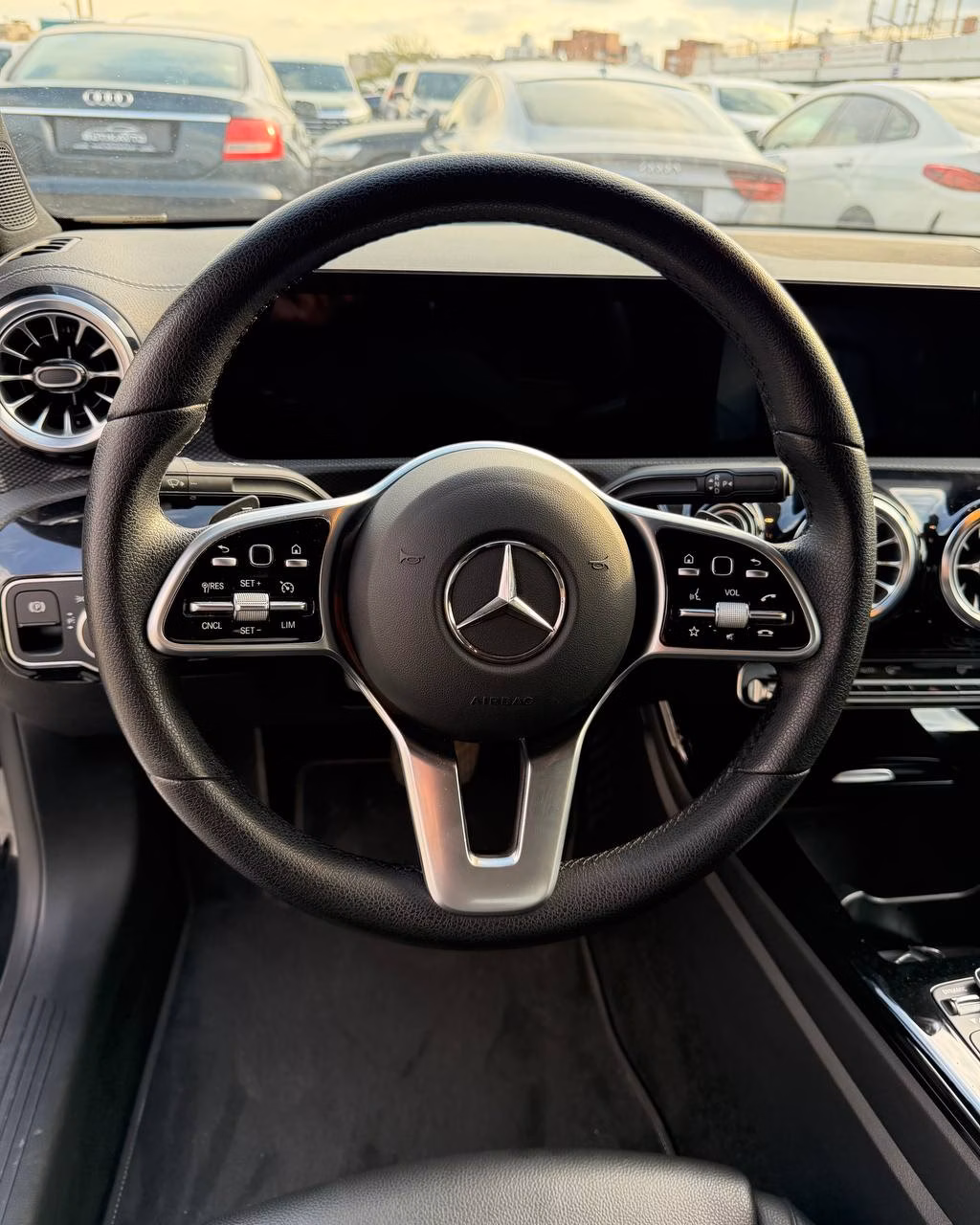 Mercedes-Benz CLA фото 15