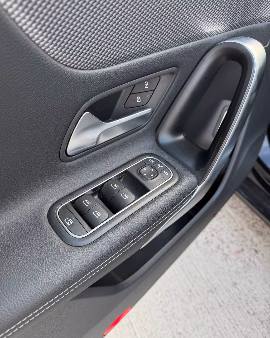 Mercedes-Benz CLA фото 16