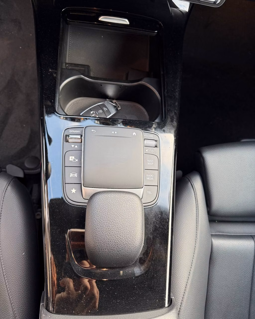 Mercedes-Benz CLA фото 17