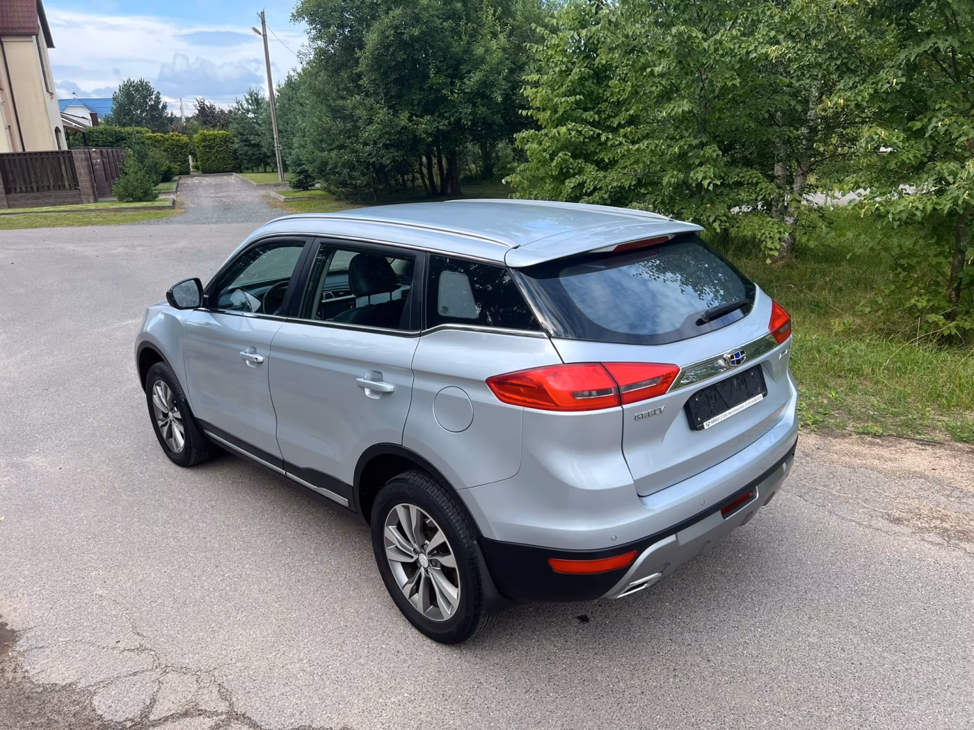Geely Atlas фото 5