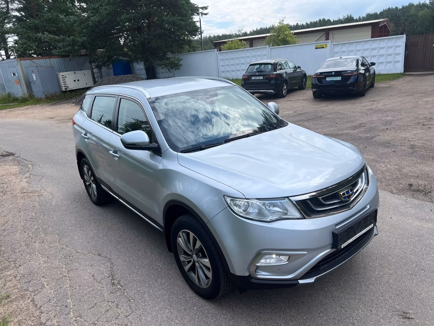 Geely Atlas фото 8