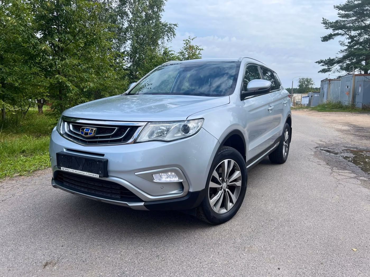 Geely Atlas фото 10
