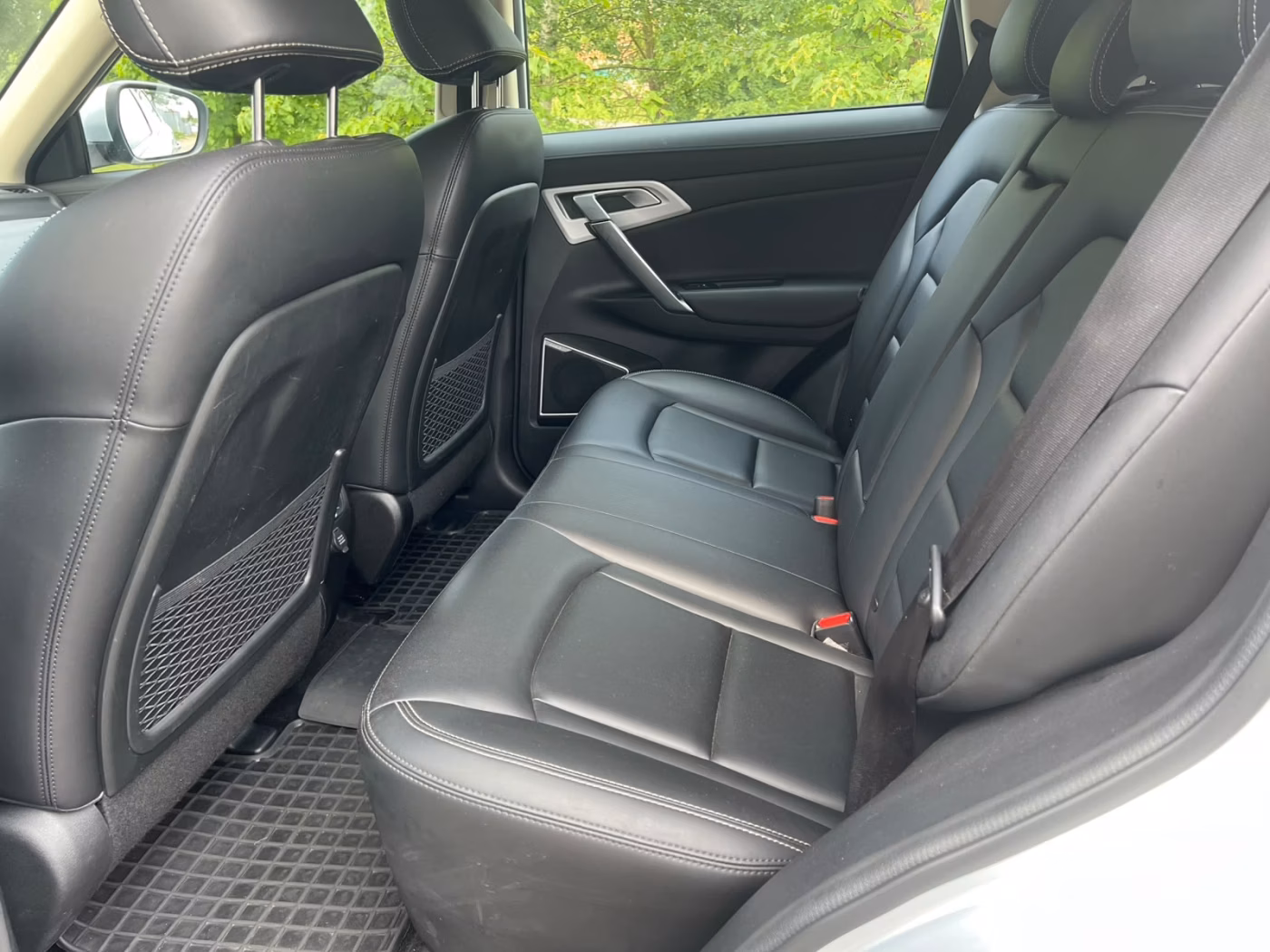 Geely Atlas фото 17