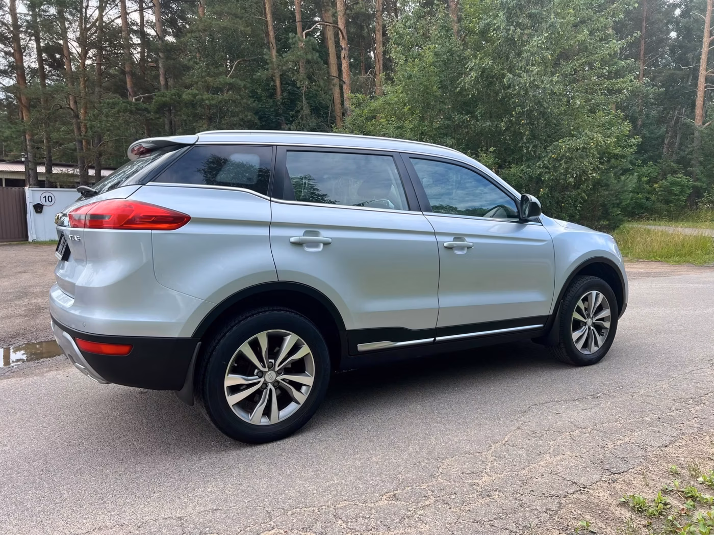 Geely Atlas фото 20