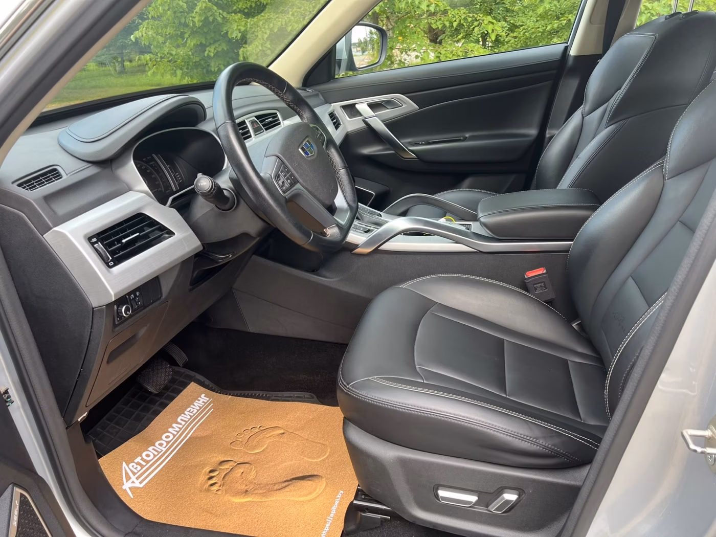 Geely Atlas фото 21