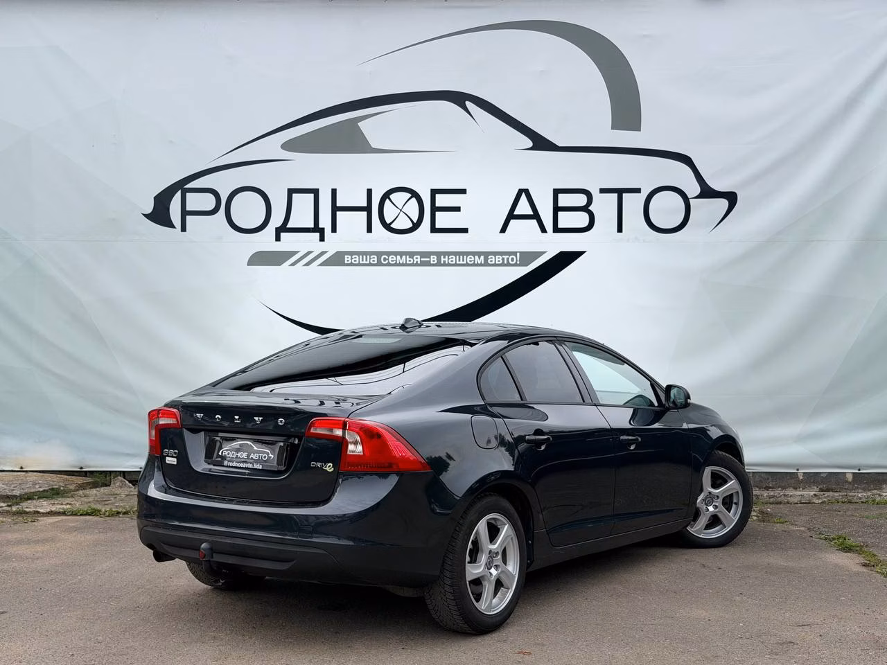 Volvo S60 фото 6