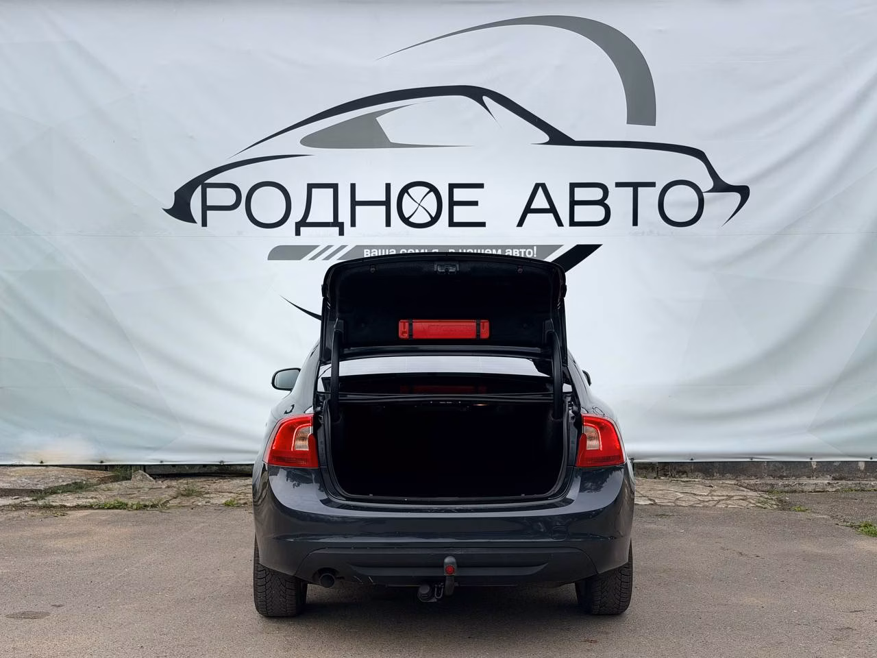 Volvo S60 фото 7