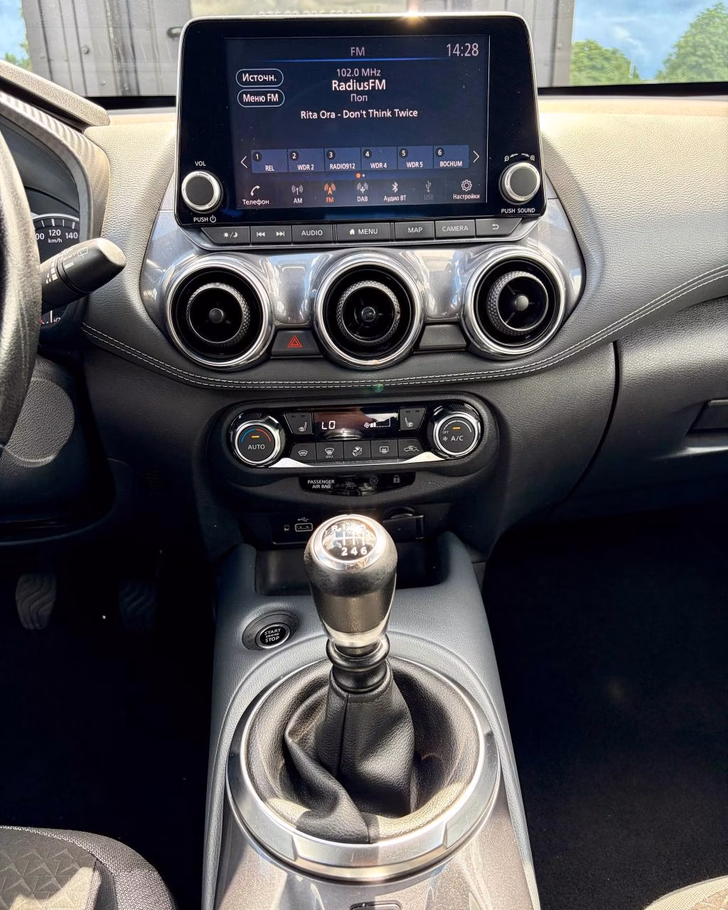 Nissan Juke фото 11