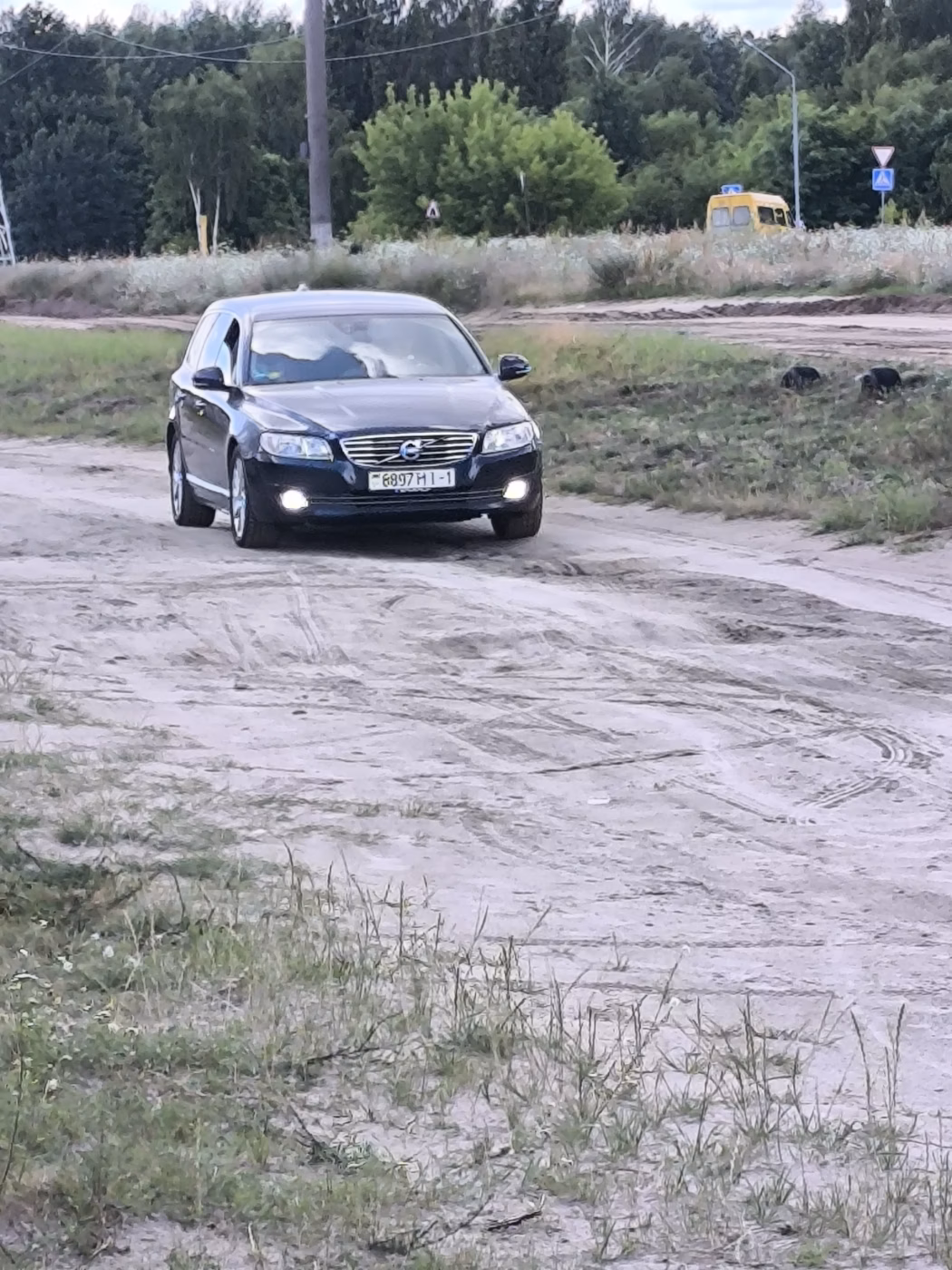 Volvo V70 фото 8