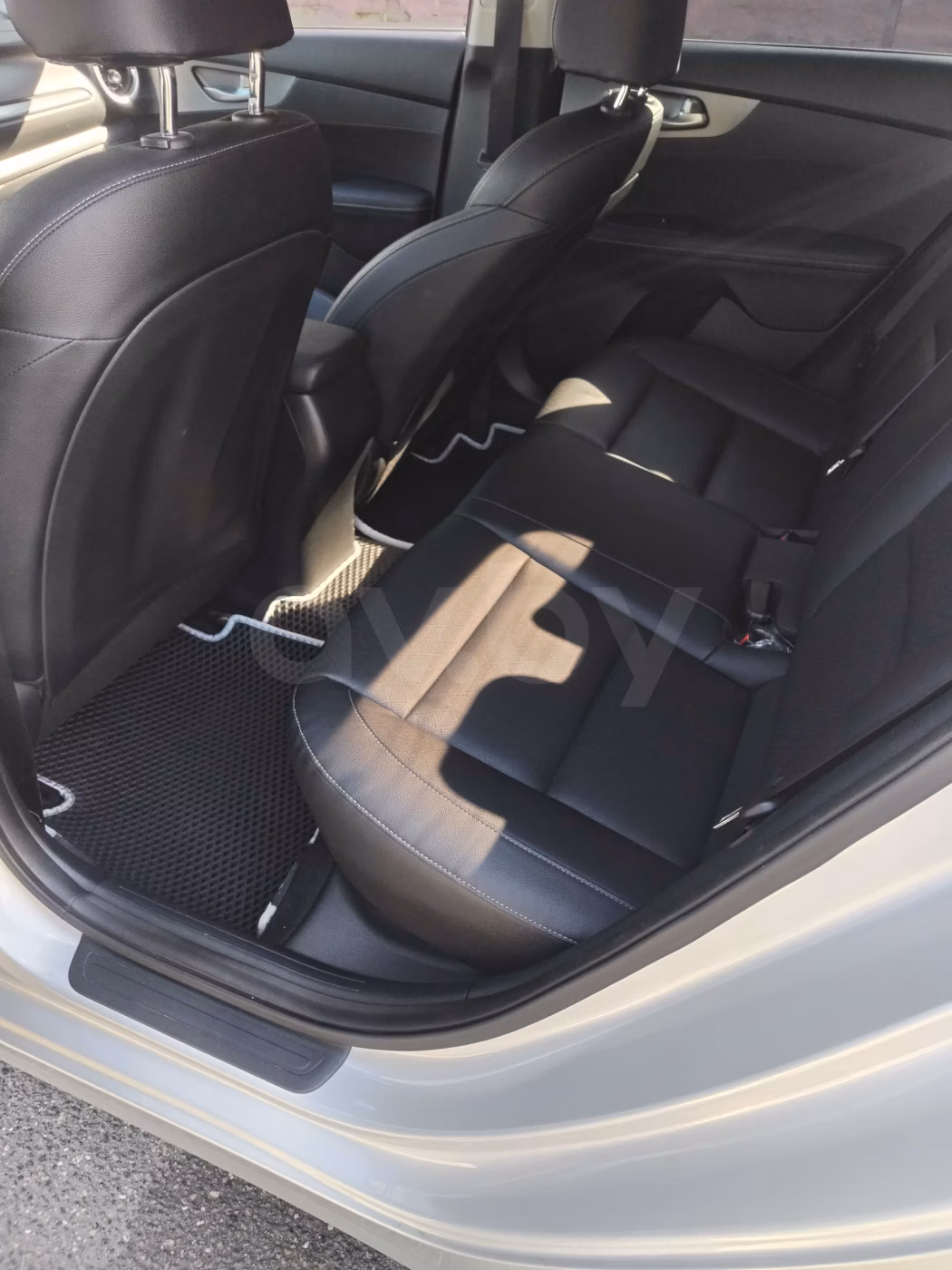 Kia K3 фото 11