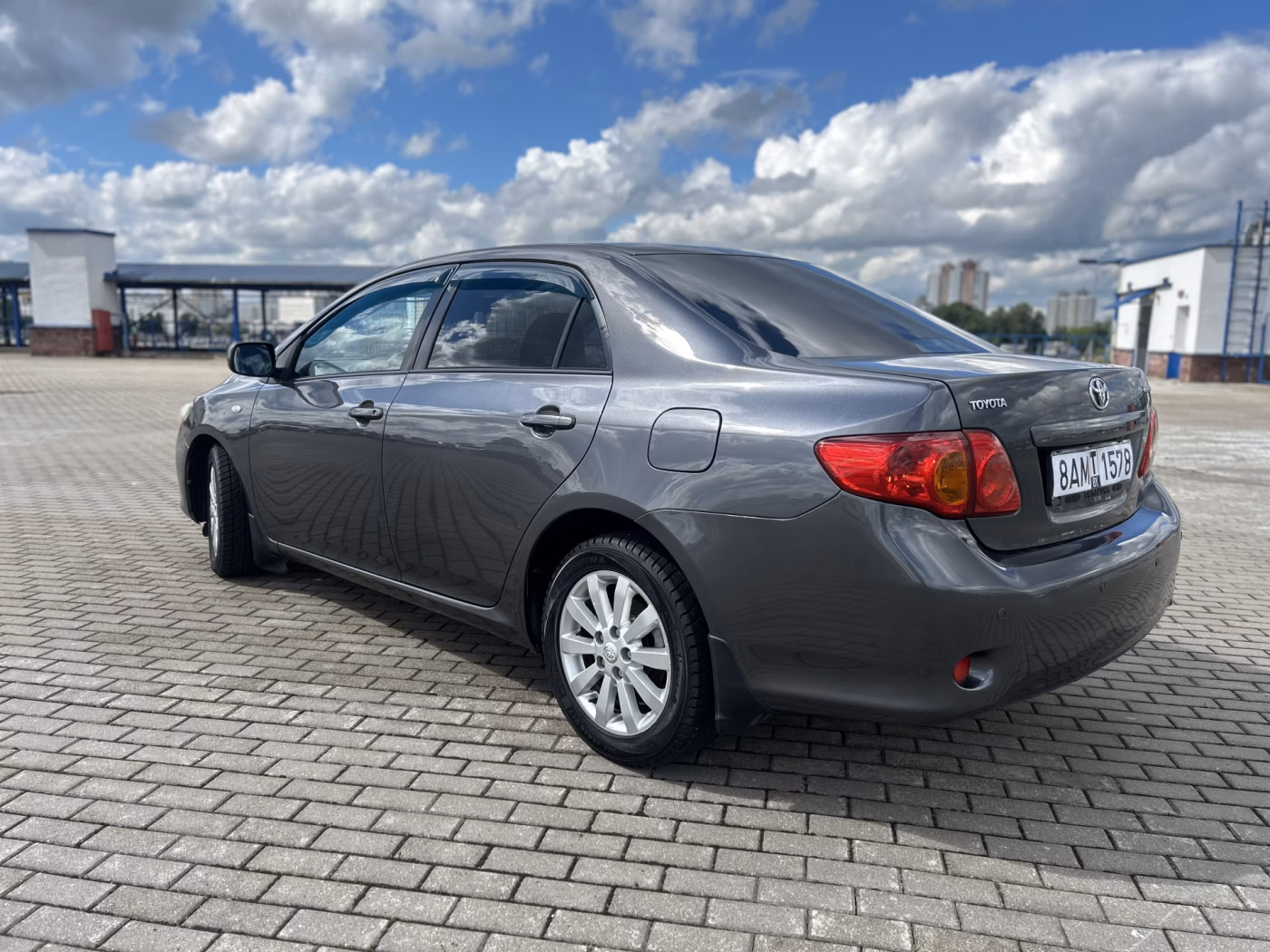 Toyota Corolla фото 3
