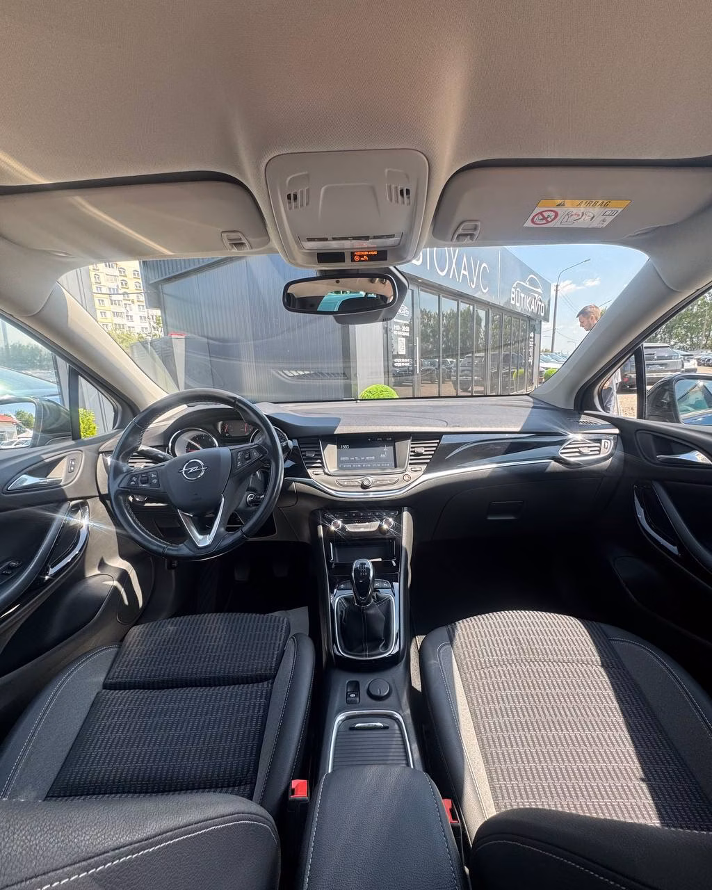 Opel Astra фото 9