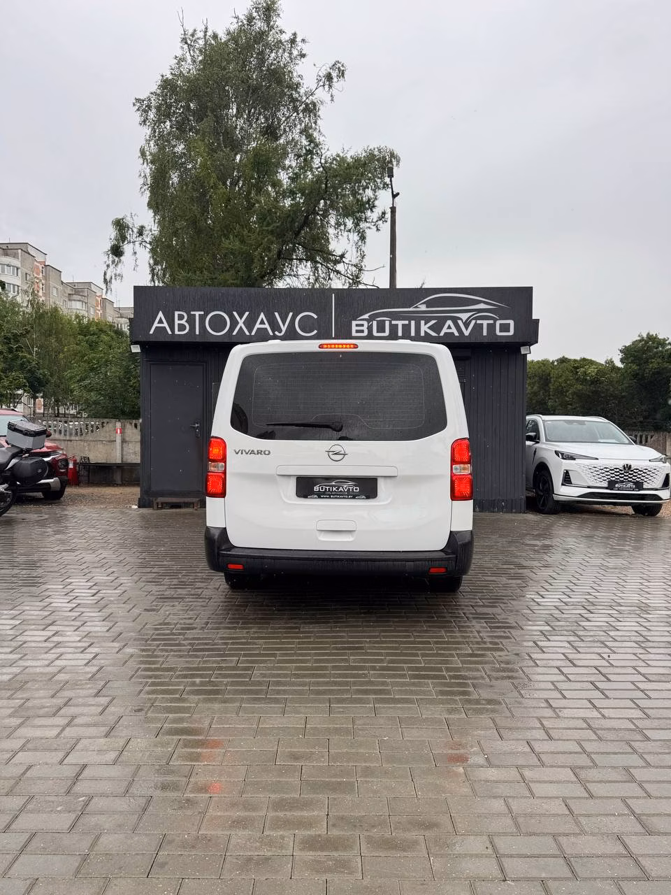 Opel Vivaro фото 6