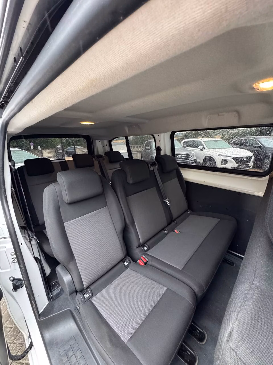 Opel Vivaro фото 11