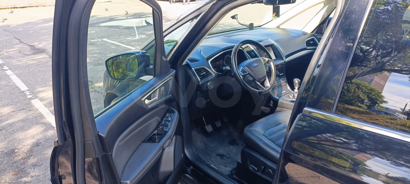 Ford Galaxy фото 10