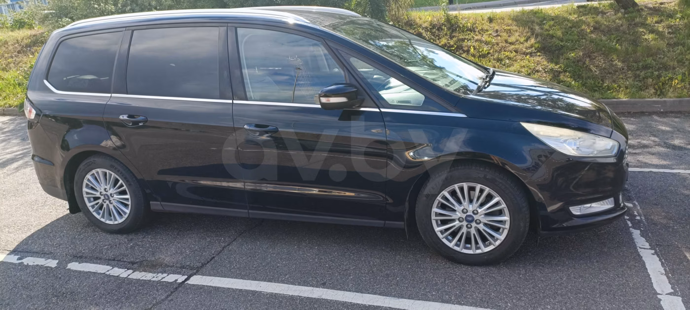 Ford Galaxy фото 4