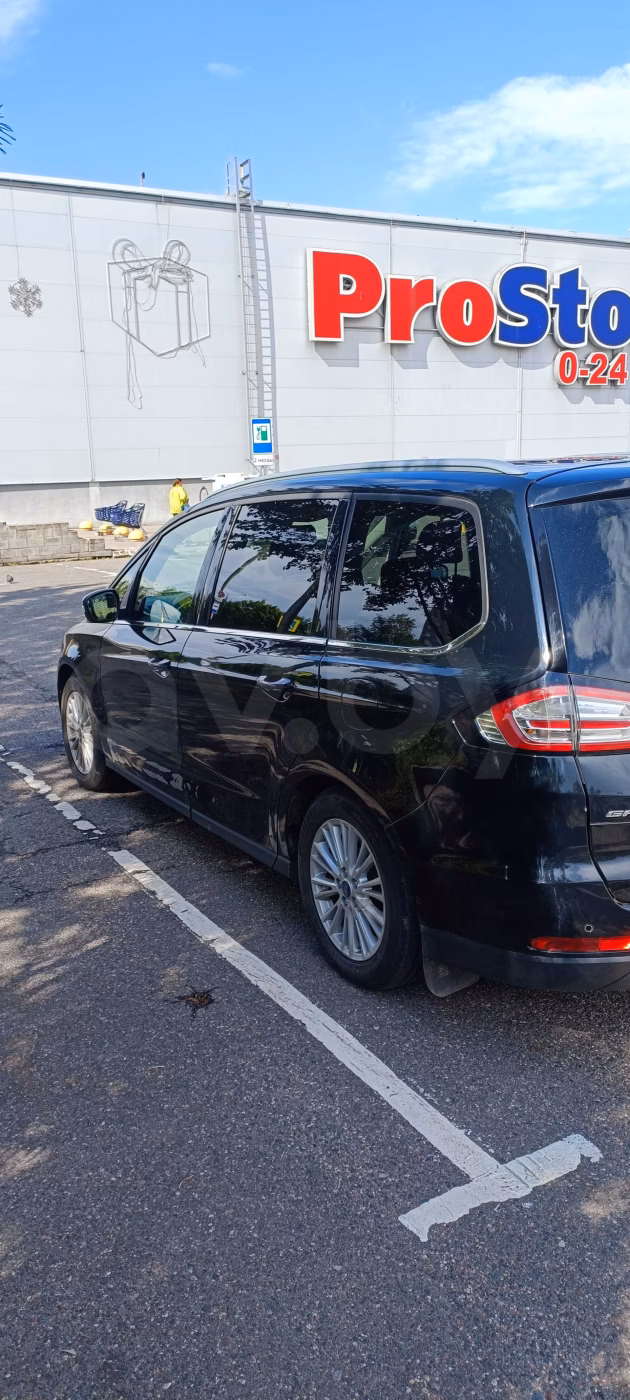 Ford Galaxy фото 8