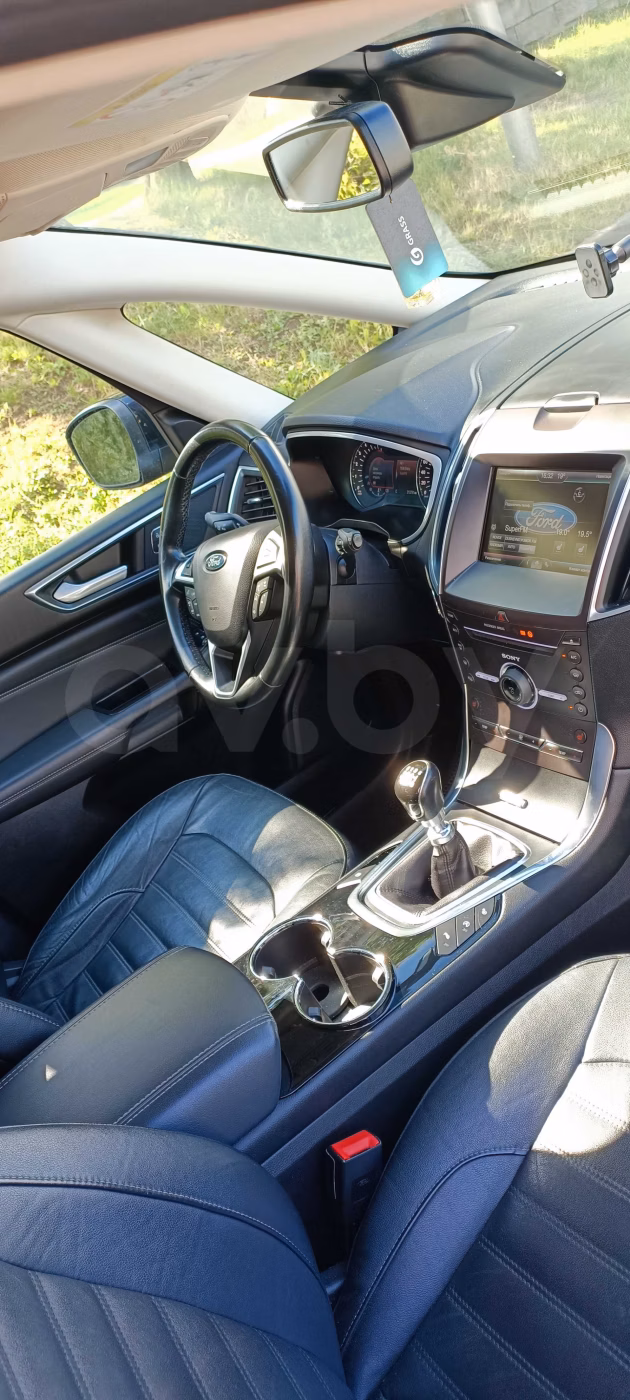 Ford Galaxy фото 15