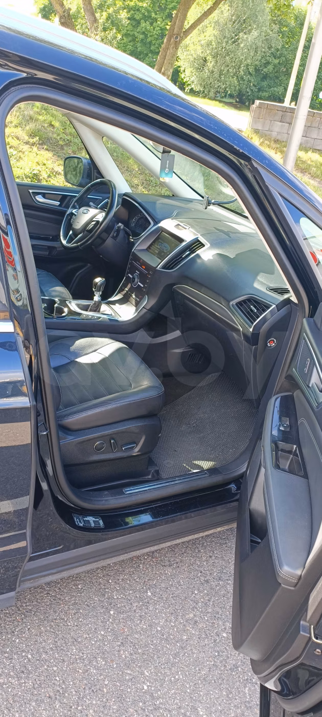 Ford Galaxy фото 14