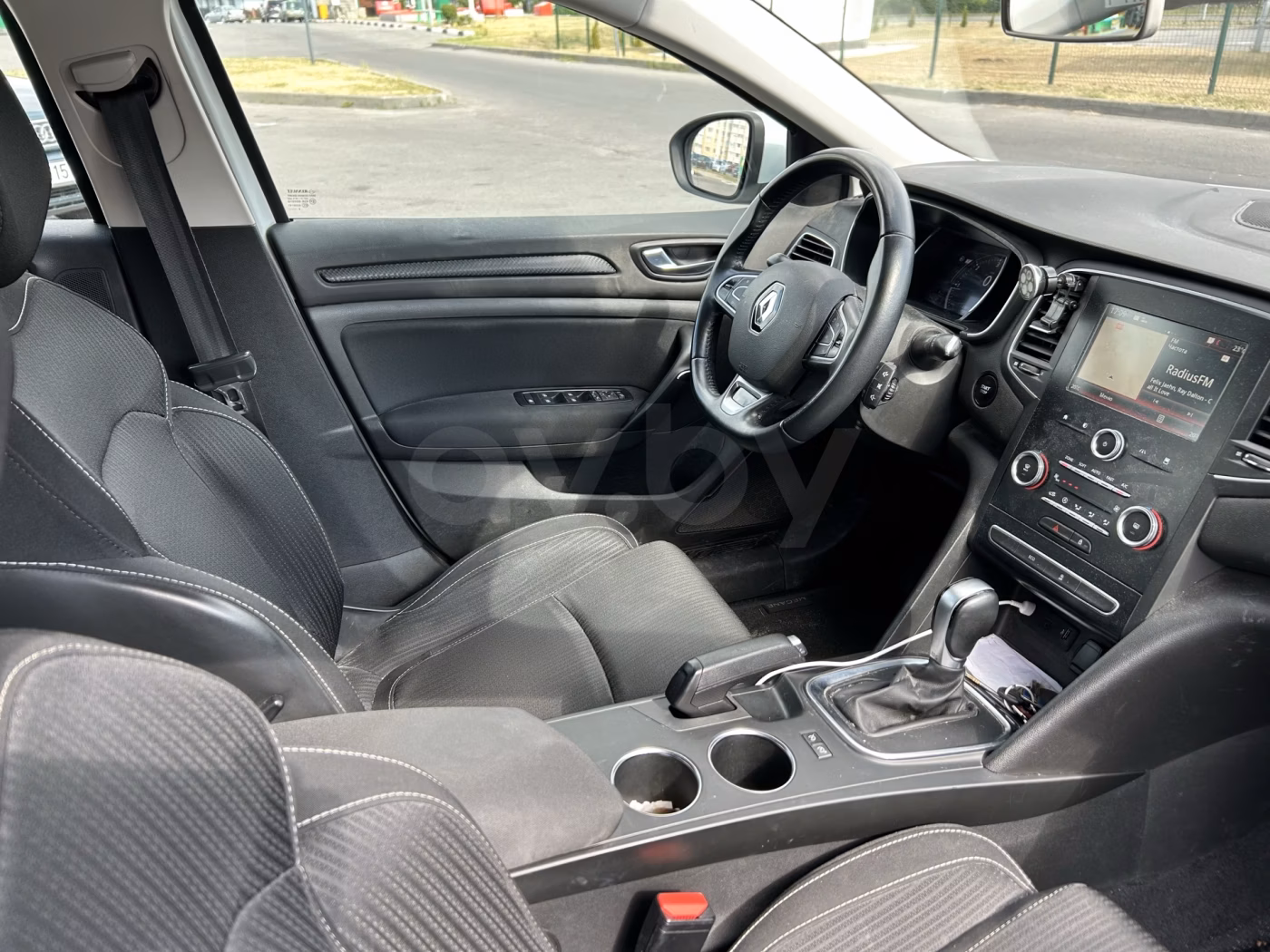 Renault Megane фото 8