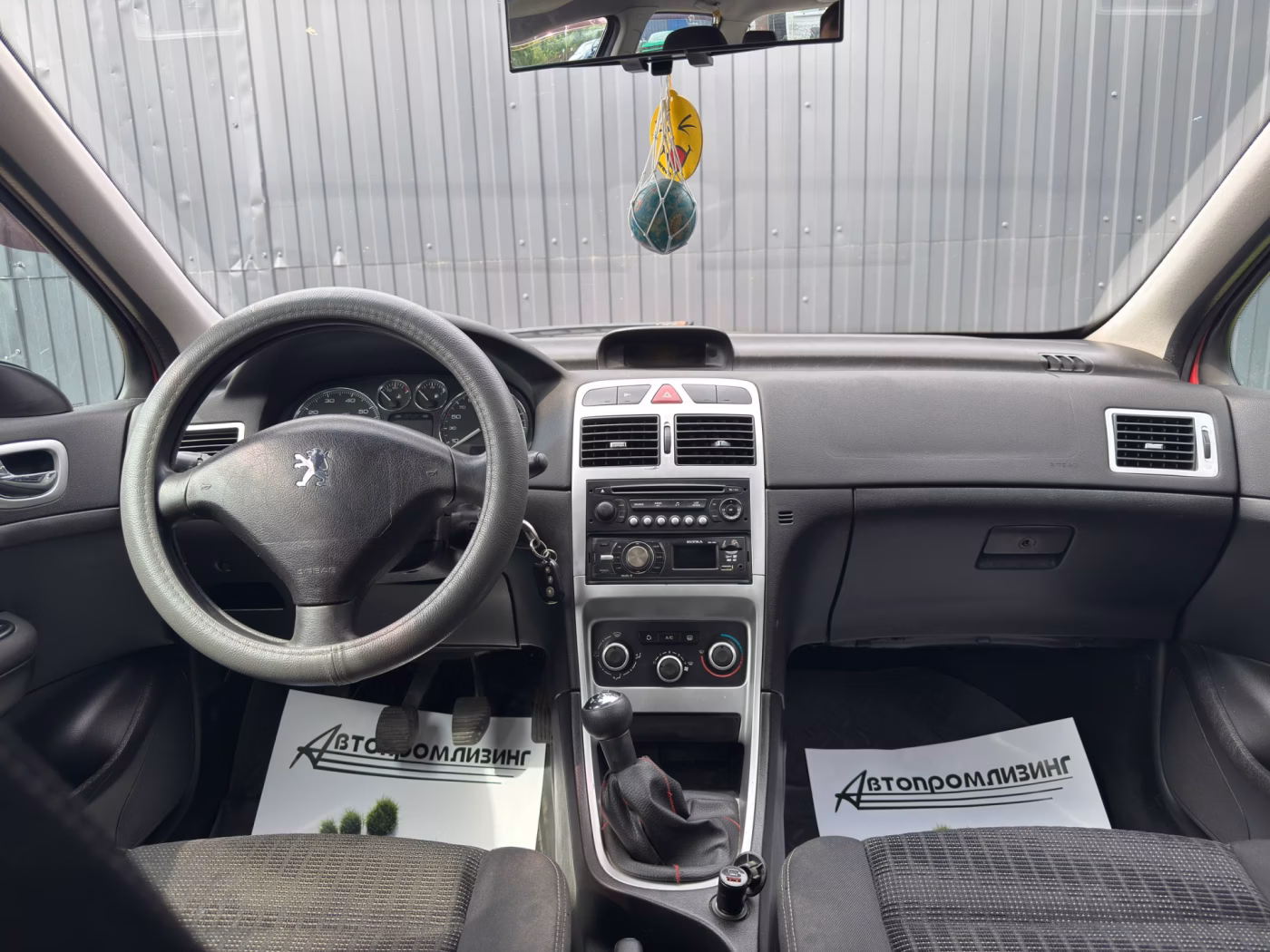 Peugeot 307 фото 11
