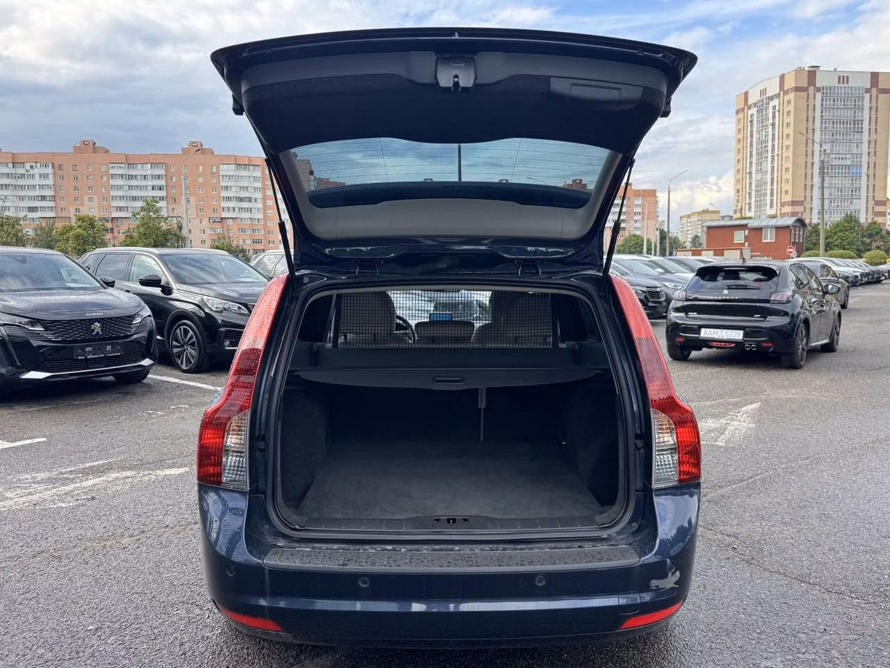 Volvo V50 фото 13