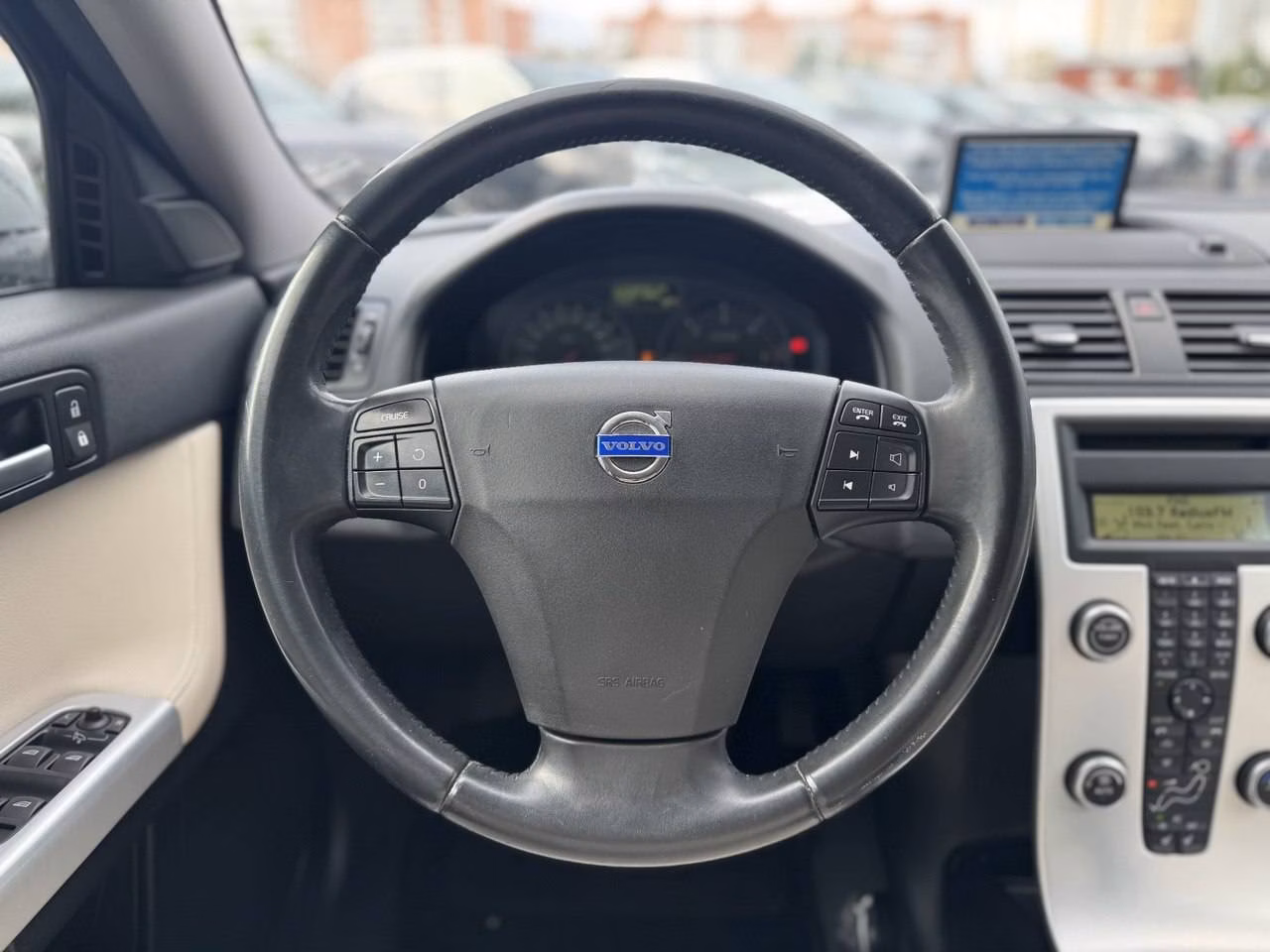 Volvo V50 фото 24