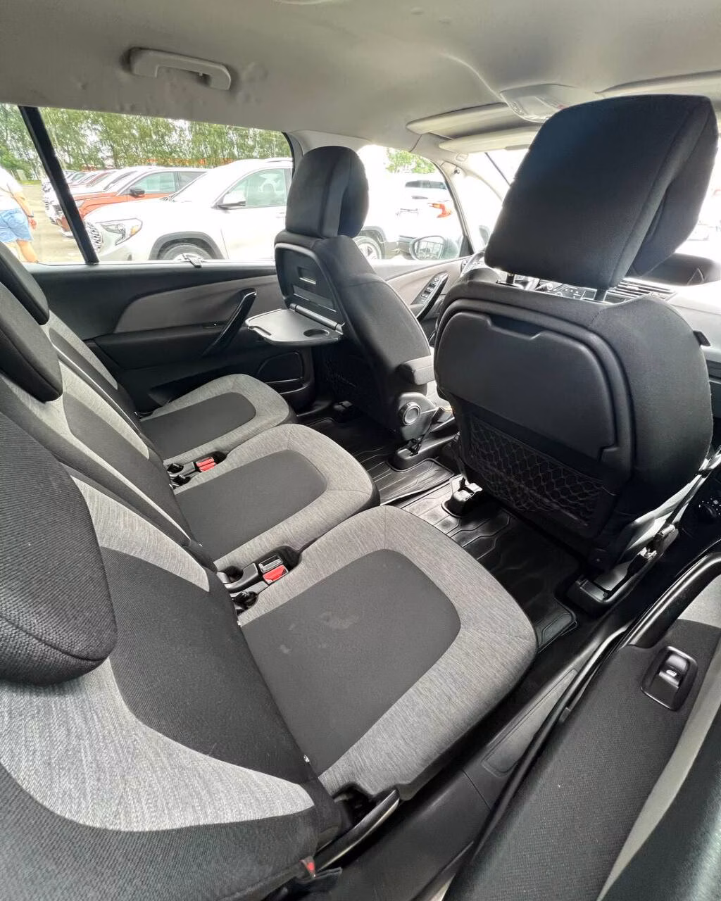 Citroen C4 Grand Spacetourer фото 12