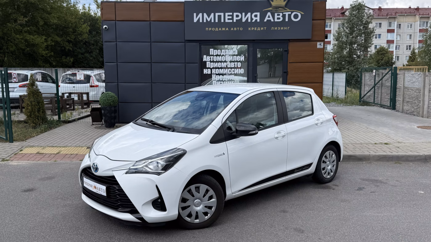 Toyota Yaris фото 3