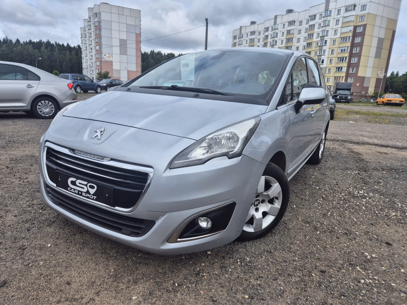 Peugeot 5008