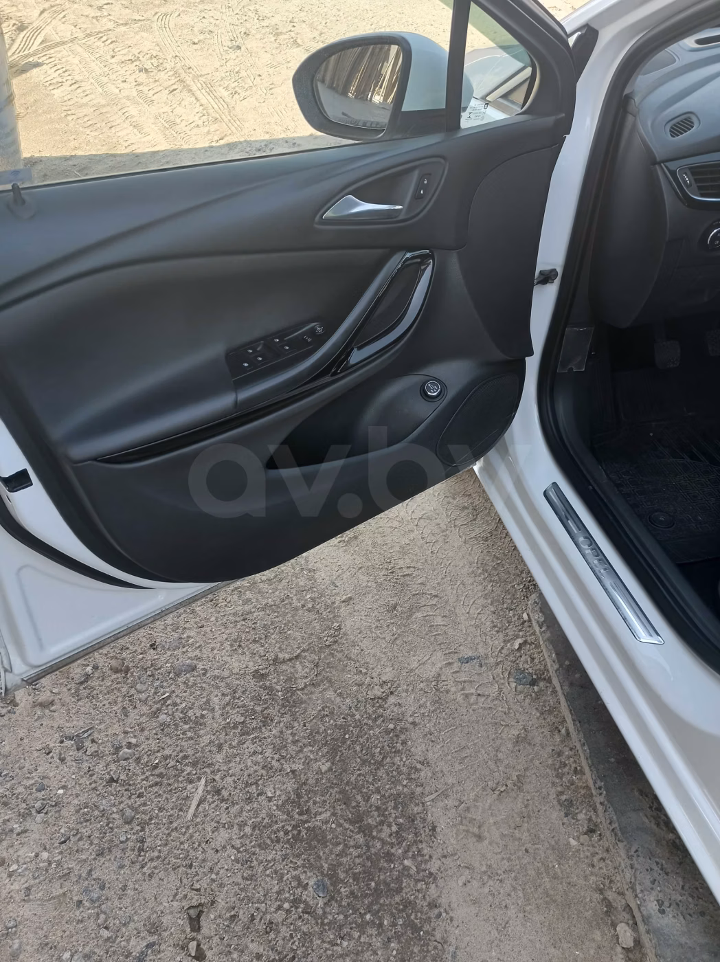 Opel Astra фото 10