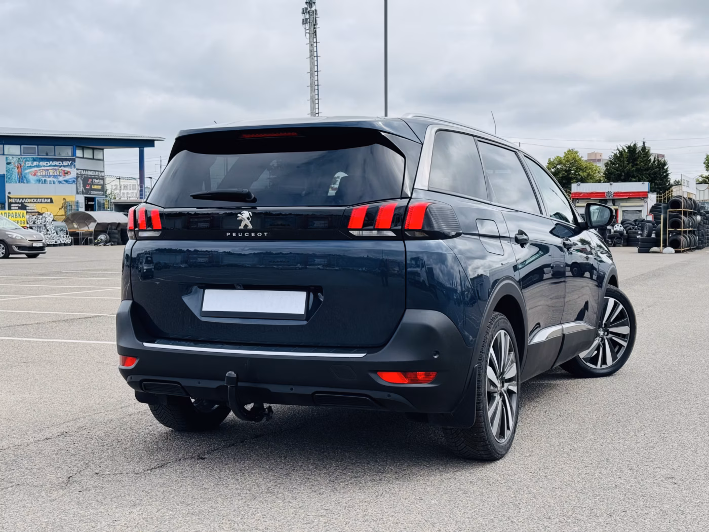 Peugeot 5008 фото 2