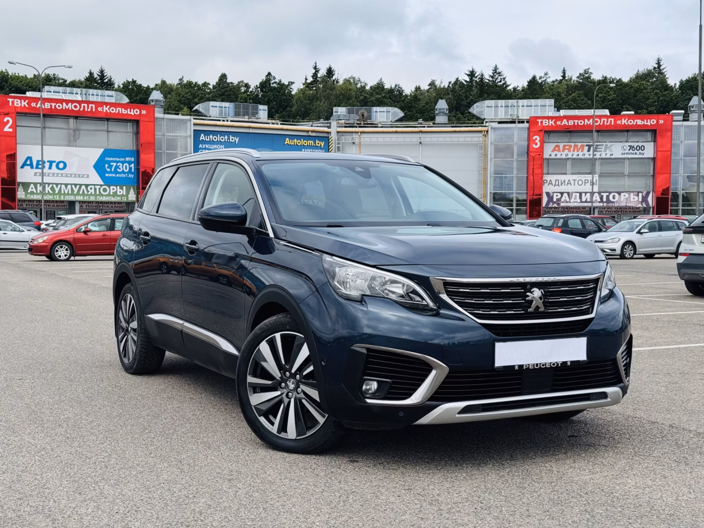 Peugeot 5008 фото 3